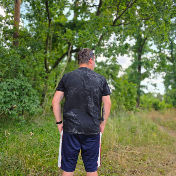 Schnittmuster für Herren-Basic-Shirt Leo – PDF & Beamerdatei