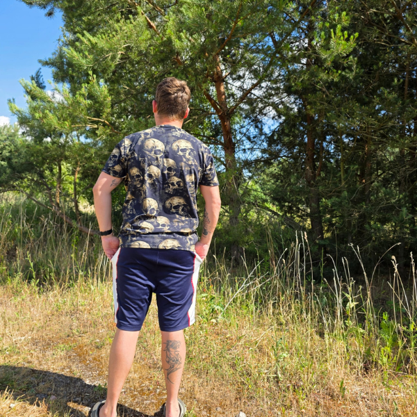 Schnittmuster für Herren-Basic-Shirt Leo – PDF & Beamerdatei