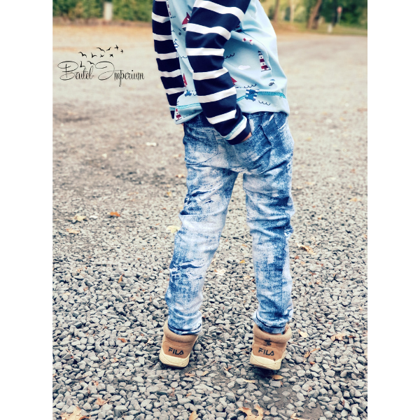 Schnittmuster für Kinder- & Teenagerhose – Hose für Kinder & Teens aus Jeans und Sweat nähen