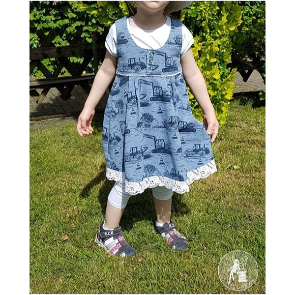 Kinderkleidung nähen – Drehkleid Glöckchen mit Faltenrock