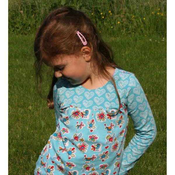 Langarmshirt Lilly nähen – Kinderkleidung selber machen
