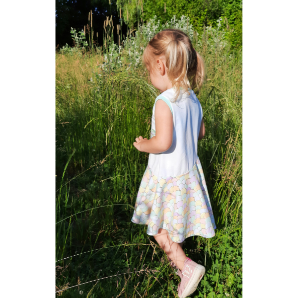 Schnittmuster Drehkleid Kind – für Jersey & Sommersweat