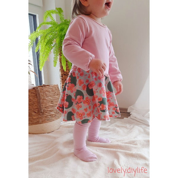 Schnittmuster Jerseykleid Kind – bequemes Drehkleid für Mädchen