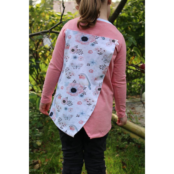 Wickelshirt mit Spitze nähen – Romantisches Design für Mädchen