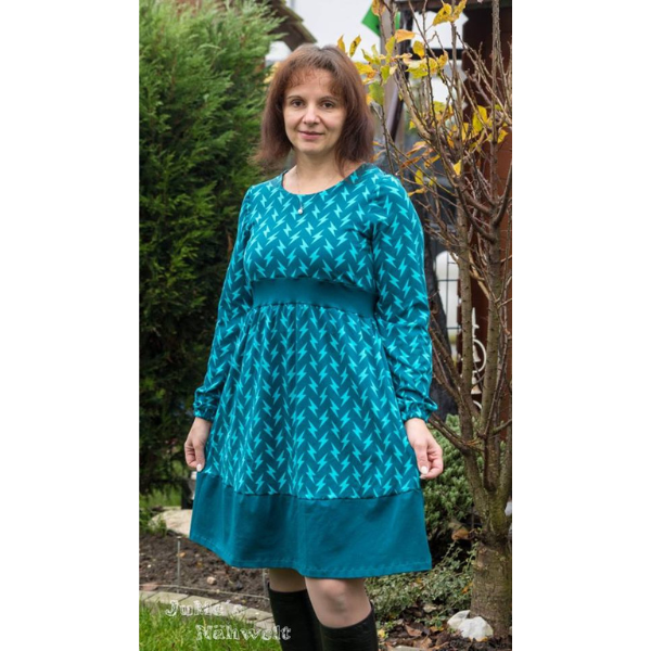 Fertiges Jerseykleid nach dem Schnittmuster
