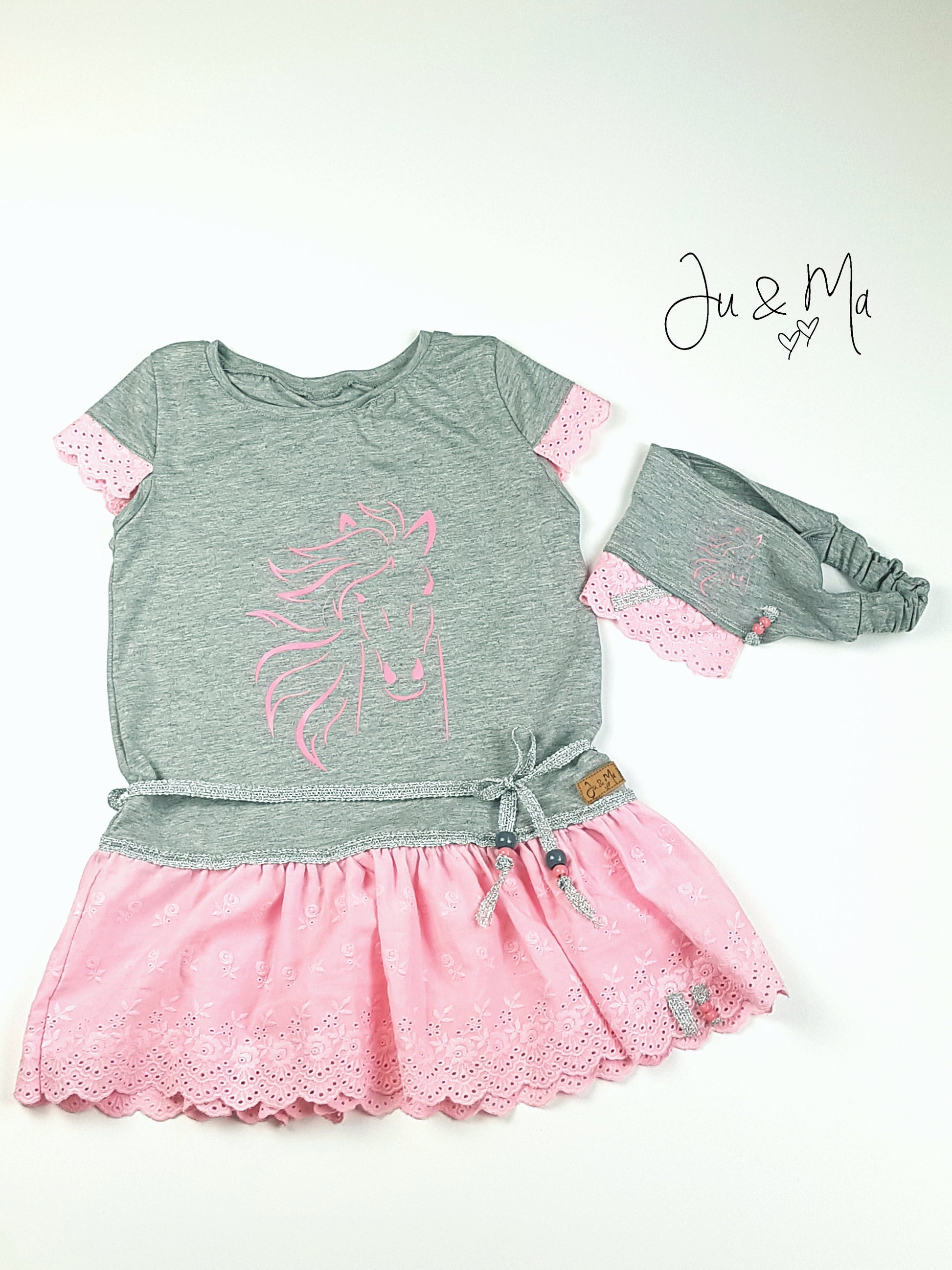 Plotterdatei Pferdekopf angewendet auf Stoff – kreatives DIY-Projekt mit Pferdemotiv