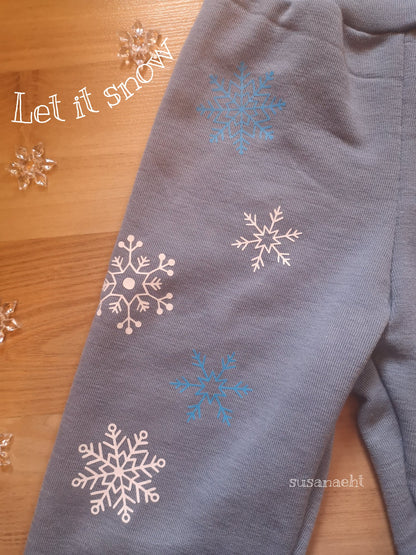 Mit der Plotterdatei Schneeflocken eine Hose im Winterlook gestalten – kreatives DIY-Projekt für Selbermacher