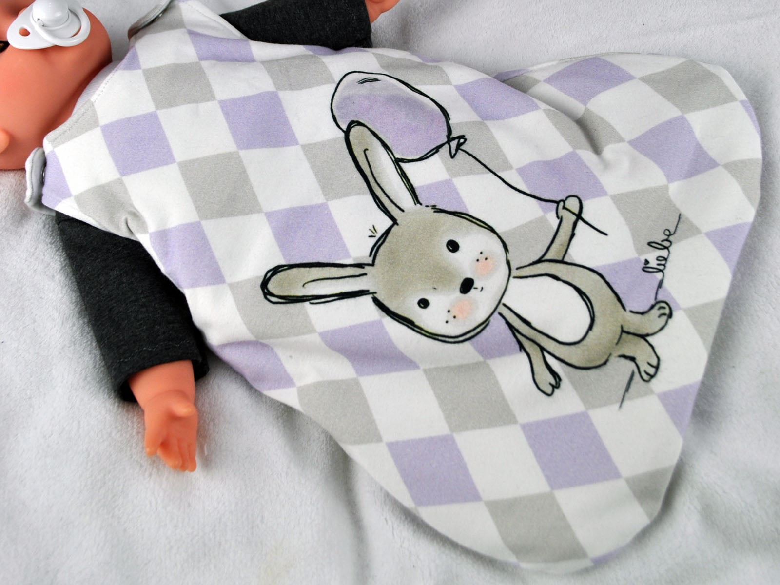 Schlafsack für Puppen – einfaches Nähprojekt mit Schnittmuster